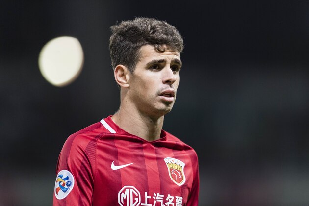 SHANGHAI, CHINA - APRIL 26: Oscar dos Santos Emboaba Junior of Shanghai SIPG FC reacts during the AFC Champions League 2017 Group F match between Shanghai SIPG FC (CHN) and FC Seoul (KOR) at the Shanghai Stadium on 26 April 2017 in Shanghai, China. (Photo by Power Sport Images/Getty Images)