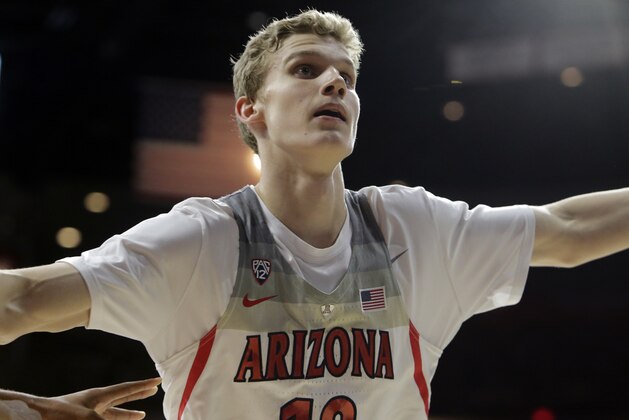 Arizona forward Lauri Markkanen (10) during the first half of an NCAA college basketball game against New Mexico, Tuesday, Dec. 20, 2016, in Tucson, Ariz. (AP Photo/Rick Scuteri)