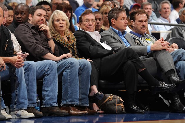 LOS ANGELES - NOVEMBER 2:  Owner Donald Sterling (C) of the Los Angeles Clippers sits courtside during the game between the Clippers and the Minnesota Timberwolves on November 1, 2009 at Staples Center in Los Angeles, California.  The Clippers won 93-90.  NOTE TO USER: User expressly acknowledges and agrees that, by downloading and/or using this Photograph, user is consenting to the terms and conditions of the Getty Images License Agreement. Mandatory Copyright Notice: Copyright 2009 NBAE (Photo by Noah Graham/NBAE via Getty Images)