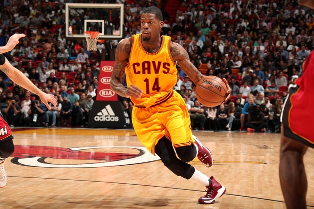 MIAMI, FL - MARCH 4: DeAndre Liggins #14 of the Cleveland Cavaliers handles the ball during the game against the Miami Heat on March 4, 2017 at AmericanAirlines Arena in Miami, Florida. NOTE TO USER: User expressly acknowledges and agrees that, by downloading and or using this Photograph, user is consenting to the terms and conditions of the Getty Images License Agreement. Mandatory Copyright Notice: Copyright 2017 NBAE (Photo by Issac Baldizon/NBAE via Getty Images)