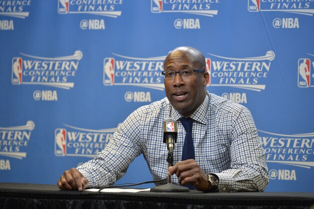 SAN ANTONIO, TX - MAY 20:  Mike Brown of the Golden State Warriors talks to the media during a press conference after Game Three of the Western Conference Finals against the San Antonio Spurs during the 2017 NBA Playoffs on May 20, 2017 AT&T Center in San Antonio, Texas. NOTE TO USER: User expressly acknowledges and agrees that, by downloading and or using this photograph, user is consenting to the terms and conditions of the Getty Images License Agreement. Mandatory Copyright Notice: Copyright 2017 NBAE (Photos by Mark Sobhani/NBAE via Getty Images)