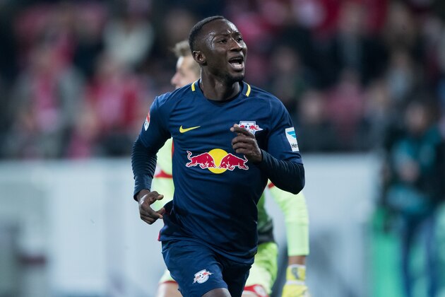 MAINZ, GERMANY - APRIL 05:  Naby Keita of Leipzig celebrates his team's third goal during the Bundesliga match between 1. FSV Mainz 05 and RB Leipzig at Opel Arena on April 5, 2017 in Mainz, Germany.  (Photo by Simon Hofmann/Getty Images)