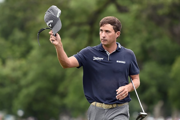 FORT WORTH, TX - MAY 28:  Kevin Kisner celebrates after sinking a par putt on the 18th green to win the DEAN & DELUCA Invitational on May 28, 2017 in Fort Worth, Texas.  (Photo by Stacy Revere/Getty Images)
