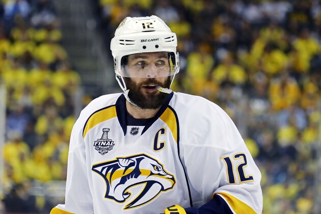 PITTSBURGH, PA - MAY 29: Mike Fisher #12 of the Nashville Predators looks on against the Pittsburgh Penguins in Game One of the 2017 NHL Stanley Cup Final at PPG Paints Arena on May 29, 2017 in Pittsburgh, Pennsylvania.  (Photo by Bruce Bennett/Getty Images)