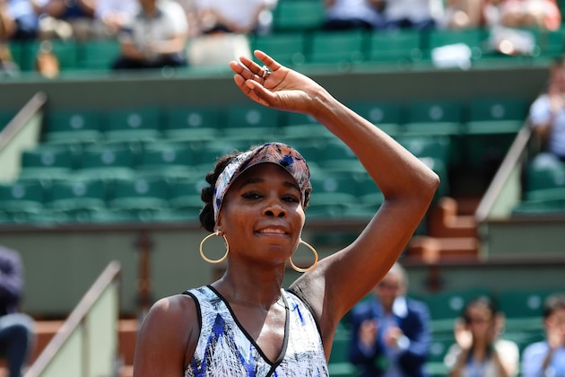 US Venus Williams looks on during her tennis match against Japan's Kurumi Nara at the Roland Garros 2017 French Open on May 31, 2017 in Paris.  / AFP PHOTO / Eric FEFERBERG        (Photo credit should read ERIC FEFERBERG/AFP/Getty Images)