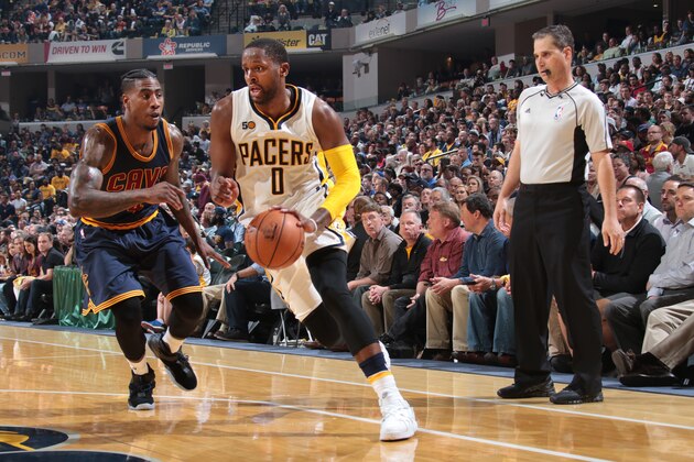 INDIANAPOLIS, IN - APRIL 23:  C.J. Miles #0 of the Indiana Pacers handles the ball against the Cleveland Cavaliers during Game Four of the Eastern Conference Quarterfinals of the 2017 NBA Playoffs on April 23, 2017 at Bankers Life Fieldhouse in Indianapolis, Indiana. NOTE TO USER: User expressly acknowledges and agrees that, by downloading and/or using this photograph, user is consenting to the terms and conditions of the Getty Images License Agreement. Mandatory Copyright Notice: Copyright 2017 NBAE (Photo by Ron Hoskins/NBAE via Getty Images)