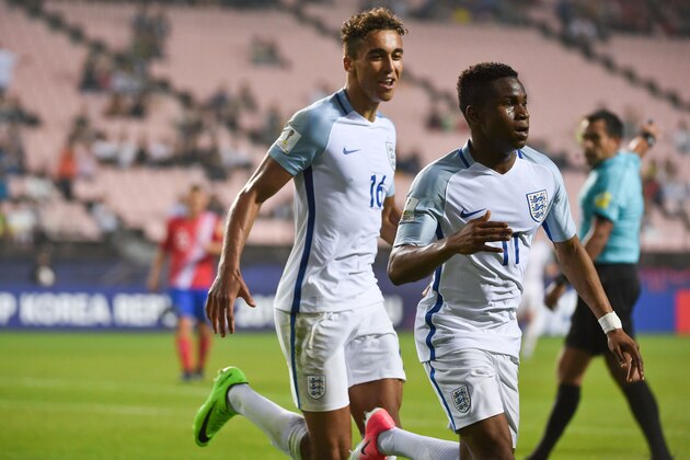 England's forward Ademola Lookman (R) celebrates beside teammate Dominic Calvert-Lewin after scoring during their U-20 World Cup round of 16 football match between England and Costa Rica in Jeonju on May 31, 2017. / AFP PHOTO / KIM DOO-HO        (Photo credit should read KIM DOO-HO/AFP/Getty Images)