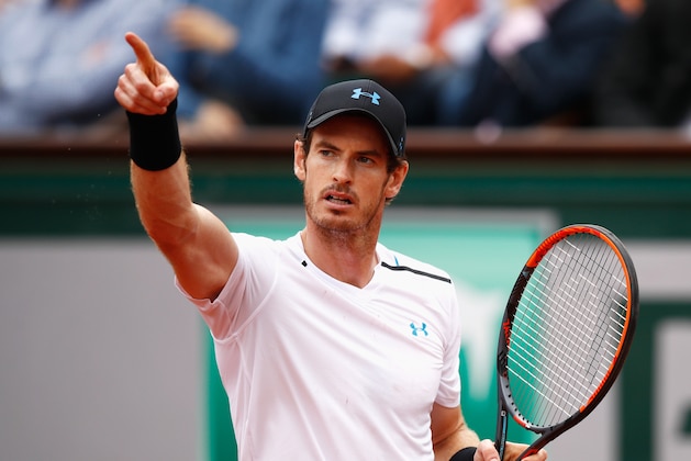 PARIS, FRANCE - JUNE 03:  Andy Murray of Great Britain gestures in his men's singles third round match against Juan Martin Del Potro of Argentina during day seven of the French Open at Roland Garros on June 3, 2017 in Paris, France.  (Photo by Adam Pretty/Getty Images)