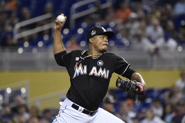 MIAMI, FL - JUNE 03: Edinson Volquez #36 of the Miami Marlins throws a pitch during the first inning against the Arizona Diamondbacks at Marlins Park on June 3, 2017 in Miami, Florida. (Photo by Eric Espada/Getty Images)