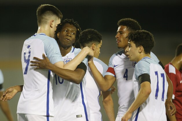 DOHA, QATAR - MARCH 24 : George Hirst of England (left) celebrates with team mates after scoring against Qatar during the England and Qatar U 18 friendly match at the Aspire pitch on March 24, 2017 in Doha, Qatar. (Photo by AK BijuRaj/Getty Images)