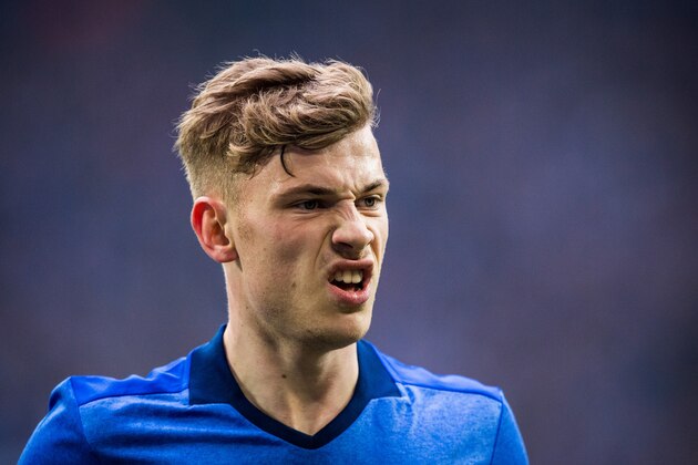 GELSENKIRCHEN, GERMANY - APRIL 23: Max Meyer of Schalke reacts during the Bundesliga match between FC Schalke 04 and RB Leipzig at Veltins-Arena on April 23, 2017 in Gelsenkirchen, Germany. (Photo by Lukas Schulze/Getty Images) GELSENKIRCHEN, GERMANY - APRIL 23: Max Meyer of Schalke reacts during the Bundesliga match between FC Schalke 04 and RB Leipzig at Veltins-Arena on April 23, 2017 in Gelsenkirchen, Germany. (Photo by Lukas Schulze/Getty Images)