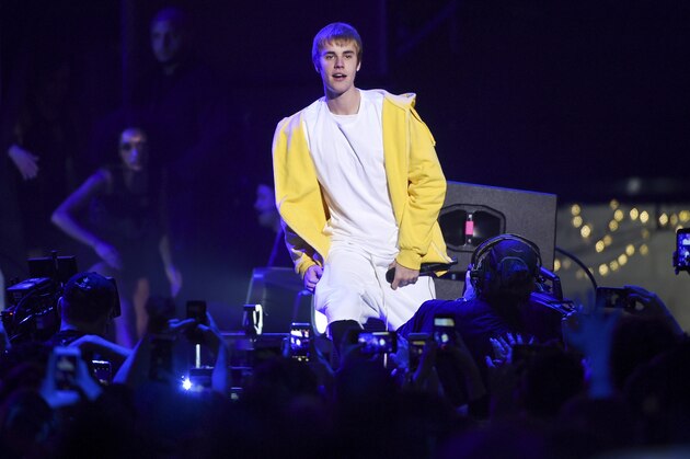 Singer Justin Bieber performs at Z100's iHeartRadio Jingle Ball at Madison Square Garden on Friday, Dec. 9, 2016, in New York. (Photo by Evan Agostini/Invision/AP)