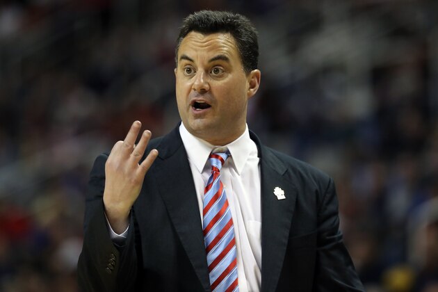 SAN JOSE, CA - MARCH 23:  Head coach Sean Miller of the Arizona Wildcats reacts against the Xavier Musketeers during the 2017 NCAA Men's Basketball Tournament West Regional at SAP Center on March 23, 2017 in San Jose, California.  (Photo by Sean M. Haffey/Getty Images)