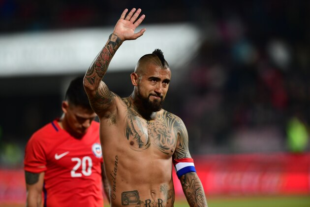 Chile's Arturo Vidal leaves the field at half-time during a friendly match against Burkina Faso for the FIFA Confederations Cup Russia 2017, in Santiago, on June 2, 2017. / AFP PHOTO / MARTIN BERNETTI        (Photo credit should read MARTIN BERNETTI/AFP/Getty Images)