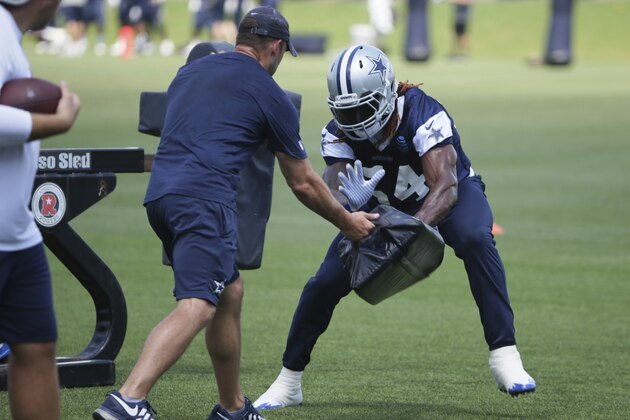 Dallas Cowboys linebacker Jaylon Smith (54) runs a drill during an NFL football team practice in Frisco, Texas, Wednesday, June 7, 2017. (AP Photo/LM Otero)