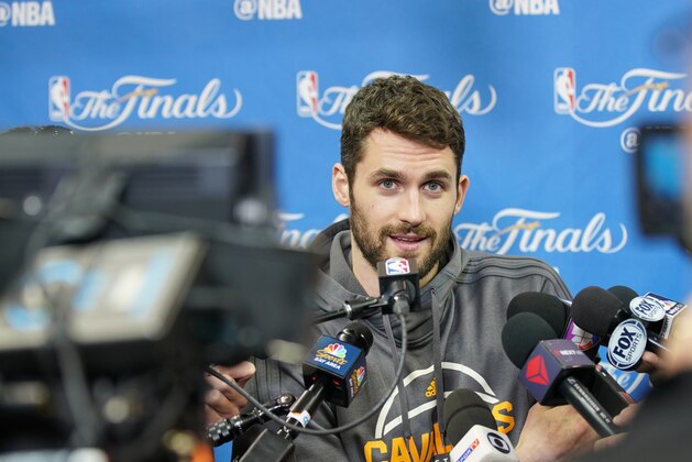CLEVELAND, OH - JUNE 08: Kevin Love #0 of the Cleveland Cavaliers talks to the media during practice and media availability as part of the 2017 NBA Finals on June 08, 2017 at Quicken Loans Arena in Cleveland, Ohio. NOTE TO USER: User expressly acknowledges and agrees that, by downloading and or using this photograph, User is consenting to the terms and conditions of the Getty Images License Agreement. Mandatory Copyright Notice: Copyright 2017 NBAE (Photo by Darren Carroll/NBAE via Getty Images)