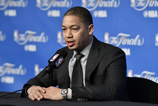 CLEVELAND, OH - JUNE 9:  Head coach Tyronn Lue of the Cleveland Cavaliers addresses the media prior to the game against the Golden State Warriors in Game Four of the 2017 NBA Finals on June 9, 2017 at The Quicken Loans Arena in Cleveland, Ohio. NOTE TO USER: User expressly acknowledges and agrees that, by downloading and or using this photograph, user is consenting to the terms and conditions of Getty Images License Agreement. Mandatory Copyright Notice: Copyright 2017 NBAE (Photo by David Liam Kyle/NBAE via Getty Images)