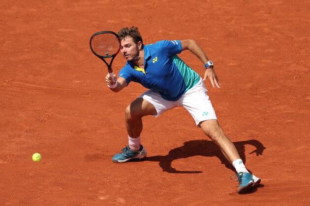 PARIS, FRANCE - JUNE 09: Stan Wawrinka of Switzerland plays a forehand shot during his semi-final match with Andy Murray of Great Britain, on day thirteen at Roland Garros on June 9, 2017 in Paris, France. (Photo by Ian MacNicol/Getty Images) PARIS, FRANCE - JUNE 09: Stan Wawrinka of Switzerland plays a forehand shot during his semi-final match with Andy Murray of Great Britain, on day thirteen at Roland Garros on June 9, 2017 in Paris, France. (Photo by Ian MacNicol/Getty Images)