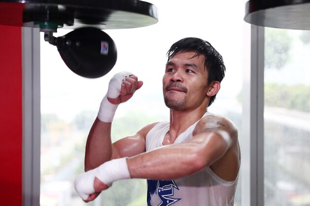 MANILA, PHILIPPINES - MAY 19:  Manny Pacquiao trains at Elorde boxing Gym on May 19, 2017 in Manila, Philippines.  (Photo by Chris Hyde/Getty Images)