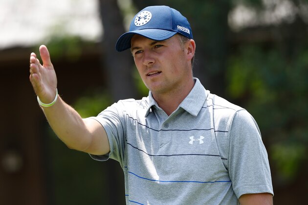 DUBLIN, OH - JUNE 04:  Jordan Spieth watches his tee shot on the second hole during the final round of the Memorial Tournament at Muirfield Village Golf Club on June 4, 2017 in Dublin, Ohio.  (Photo by Sam Greenwood/Getty Images)