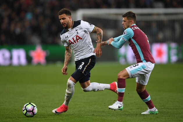 STRATFORD, ENGLAND - MAY 05:  Kyle Walker of Tottenham Hotspur goes past Aaron Cresswell of West Ham United during the Premier League match between West Ham United and Tottenham Hotspur at the London Stadium on May 5, 2017 in Stratford, England.  (Photo by Mike Hewitt/Getty Images)
