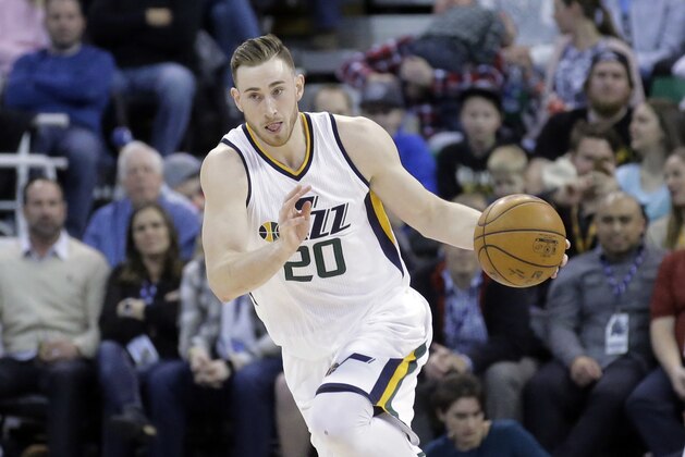 Utah Jazz forward Gordon Hayward (20) brings the ball up court in the second half during an NBA basketball game against the Milwaukee Bucks Wednesday, Feb. 1, 2017, in Salt Lake City. The Jazz won 104-88. (AP Photo/Rick Bowmer)