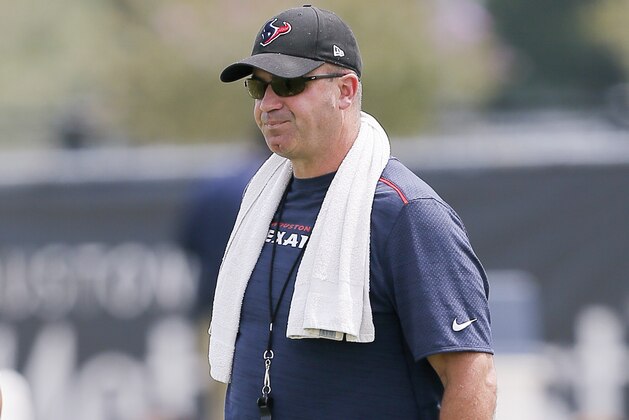 Houston Texans head coach Bill O'Brien during the team's organized team activity at its NFL football training facility Wednesday, May 31, 2017, in Houston. (AP Photo/Bob Levey)