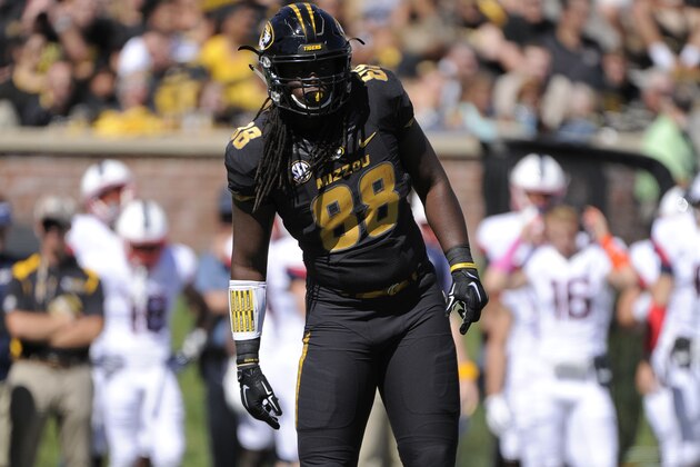 COLUMBIA , MO - SEPTEMBER 19:  Defensive lineman Nate Howard #88 of the Missouri Tigers in action against the Connecticut Huskies at Memorial Stadium on September 19, 2015 in Columbia, Missouri.  (Photo by Ed Zurga/Getty Images)