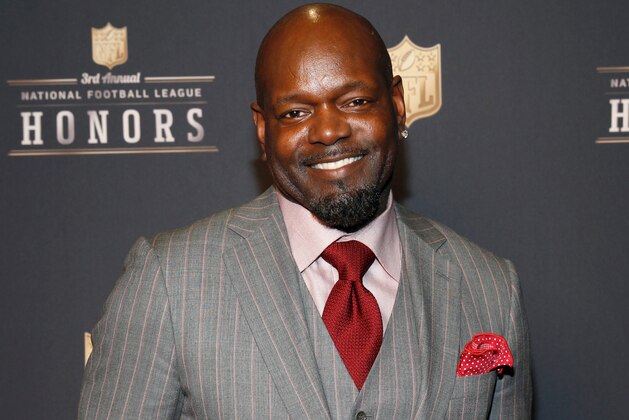 Emmitt Smith at the 3rd annual NFL Honors at Radio City Music Hall on Saturday, Feb. 1, 2014, in New York. (Photo by Mark Von Holden/Invision for NFL/AP Images)