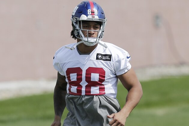 New York Giants' Evan Engram participates in a NFL football practice in East Rutherford, N.J., Thursday, June 15, 2017. (AP Photo/Seth Wenig)