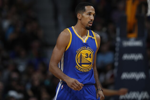 Golden State Warriors guard Shaun Livingston (34) in the second half of an NBA basketball game Thursday, Nov. 10, 2016, in Denver. The Warriors won 125-101. (AP Photo/David Zalubowski)