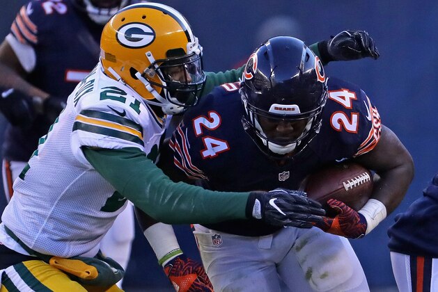 CHICAGO, IL - DECEMBER 18: Jordan Howard #24 of the Chicago Bears is hit by Ha Ha Clinton-Dix #21 of the Green Bay Packers at Soldier Field on December 18, 2016 in Chicago, Illinois. The Packers defeated the Bears 30-27. (Photo by Jonathan Daniel/Getty Images)