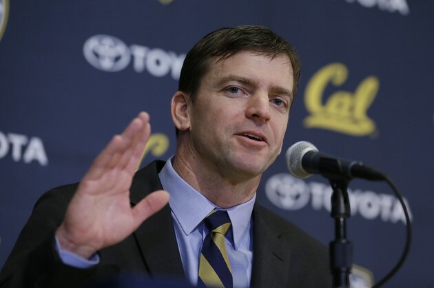 California head football coach Justin Wilcox waves at the end of a news conference Tuesday, Jan. 17, 2017, in Berkeley, Calif. California officially introduced Wilcox, hoping the long-time defensive coordinator can help revive the struggling program. (AP Photo/Eric Risberg)