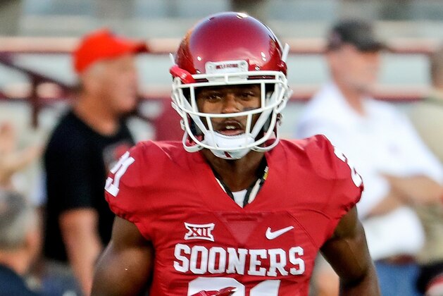 Sep 17, 2016; Norman, OK, USA; Oklahoma Sooners safety Will Sunderland (21) against the Ohio State Buckeyes at Gaylord Family - Oklahoma Memorial Stadium. Mandatory Credit: Kevin Jairaj-USA TODAY Sports