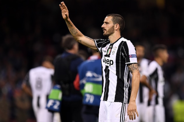 CARDIFF, WALES - JUNE 03: Leonardo Bonucci of Juventus shows appreciation to the fans after the UEFA Champions League Final between Juventus and Real Madrid at National Stadium of Wales on June 3, 2017 in Cardiff, Wales.  (Photo by David Ramos/Getty Images)