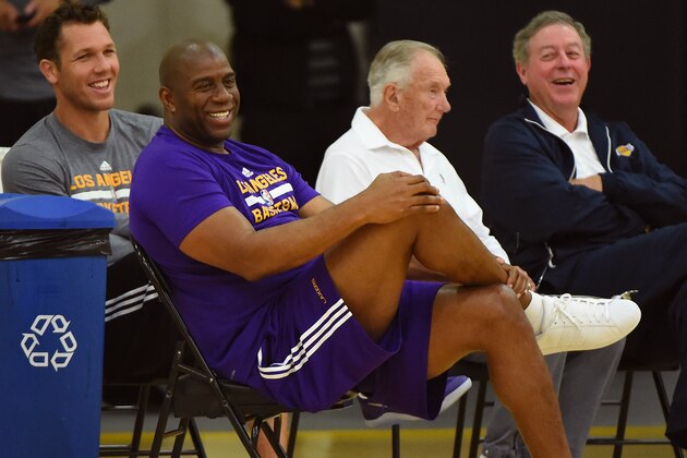 EL SEGUNDO, CA - JUNE 15:  Magic Johnson, president of basketball operations for the Los Angeles Lakers, and Luke Walton of the Los Angeles Lakers look on during the Markelle Fultz workout at Toyota Sports Center on June 15, 2017 in El Segundo, California. NOTE TO USER: User expressly acknowledges and agrees that, by downloading and/or using this Photograph, user is consenting to the terms and conditions of the Getty Images License Agreement. Mandatory Copyright Notice: Copyright 2017 NBAE (Photo by Andrew D. Bernstein/NBAE via Getty Images)