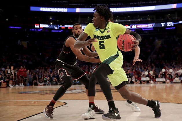 NEW YORK, NY - MARCH 24:  Johnathan Motley #5 of the Baylor Bears shoots the ball against the South Carolina Gamecocks during the 2017 NCAA Men's Basketball Tournament East Regional at Madison Square Garden on March 24, 2017 in New York City.  (Photo by Elsa/Getty Images)