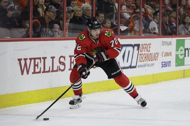 Chicago Blackhawks' Artemi Panarin in action during an NHL hockey game against the Philadelphia Flyers, Saturday, Dec. 3, 2016, in Philadelphia. (AP Photo/Matt Slocum)