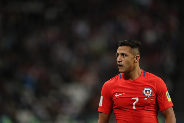 KAZAN, RUSSIA - JUNE 22:  Alexis Sanchez of Chile looks on during the FIFA Confederations Cup Russia 2017 Group B match between Germany and Chile at Kazan Arena on June 22, 2017 in Kazan, Russia.  (Photo by Matthew Ashton - AMA/Getty Images)