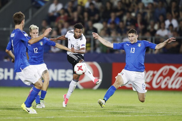 KRAKOW, POLAND - JUNE 24: Serge Gnabry of Germany shoots during the UEFA U21 championship match between Italy and Germany at Krakow Stadium on June 24, 2017 in Krakow, Poland. (Photo by Nils Petter Nilsson/Getty Images)