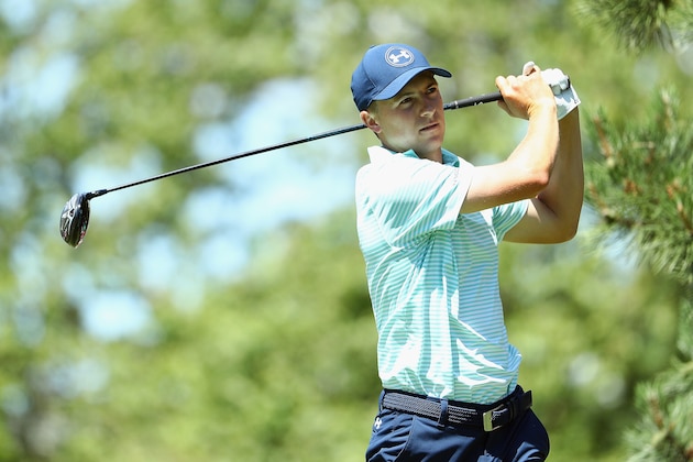 CROMWELL, CT - JUNE 24:  Jordan Spieth of the United States plays his shot from the sixth tee during the third round of the Travelers Championship at TPC River Highlands on June 24, 2017 in Cromwell, Connecticut.  (Photo by Maddie Meyer/Getty Images)
