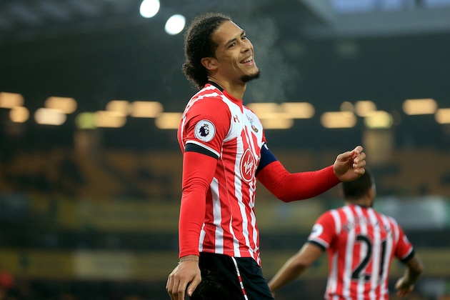 NORWICH, ENGLAND - JANUARY 07:  Virgil van Dijk of Southampton reacts during the Emirates FA Cup Third Round match between Norwich City and Southampton at Carrow Road on January 7, 2017 in Norwich, England.  (Photo by Stephen Pond/Getty Images)