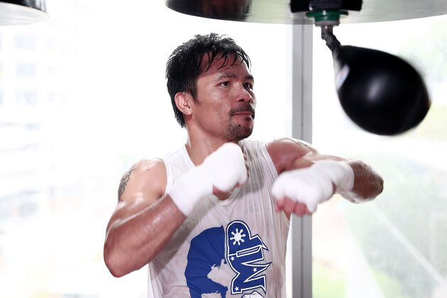 MANILA, PHILIPPINES - MAY 19:  Manny Pacquiao trains at Elorde boxing Gym on May 19, 2017 in Manila, Philippines.  (Photo by Chris Hyde/Getty Images)