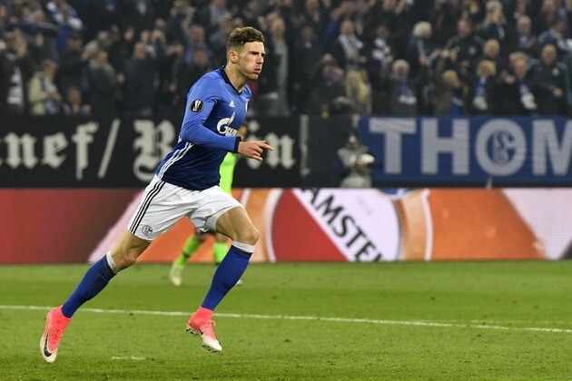 Schalke's Leon Goretzka celebrates after scoring his side's opening goal during the Europa League quarterfinal second leg soccer match between FC Schalke 04 and Ajax Amsterdam in Gelsenkirchen, Germany, Thursday, April 20, 2017. (AP Photo/Martin Meissner)
