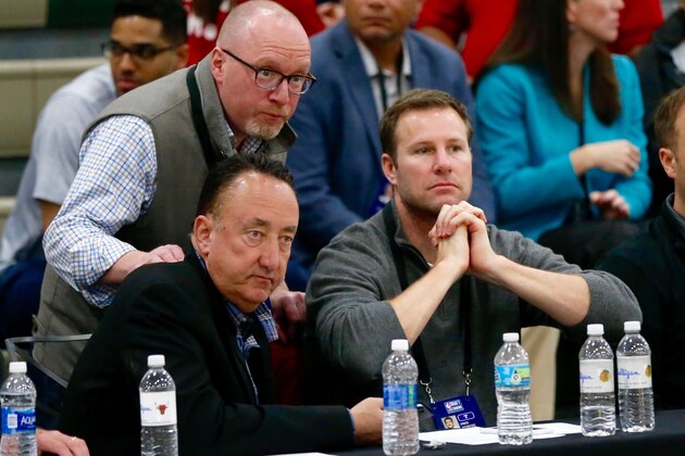 Gar Forman and Fred Hoiberg scout prospects at NBA Draft Combine