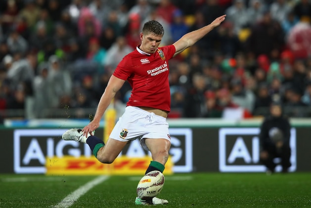 WELLINGTON, NEW ZEALAND - JULY 01:  Owen Farrell of the Lions kicks at goal during the second test match between the New Zealand All Blacks and the British & Irish Lions at the Westpac Stadium on July 1, 2017 in Wellington, New Zealand.  (Photo by Hannah Peters/Getty Images)