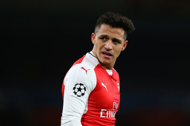 LONDON, ENGLAND - MARCH 07: Alexis Sanchez of Arsenal during the UEFA Champions League Round of 16 second leg match between Arsenal FC and FC Bayern Muenchen at Emirates Stadium on March 7, 2017 in London, United Kingdom. (Photo by Catherine Ivill - AMA/Getty Images)