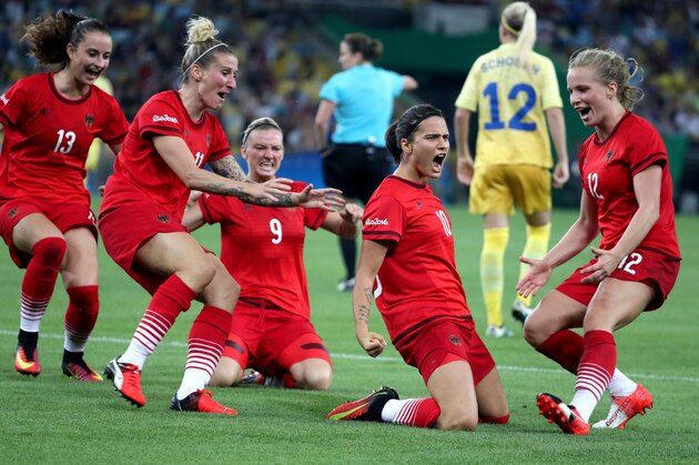 Aug 19, 2016; Rio de Janeiro, Brazil; Team Germany celebrates a goal by Germany forward Dzsenifer Marozsan (10) in the women's soccer gold medal match between Sweden and Germany at Maracana during the Rio 2016 Summer Olympic Games. Mandatory Credit: Eric Seals-USA TODAY Sports Aug 19, 2016; Rio de Janeiro, Brazil; Team Germany celebrates a goal by Germany forward Dzsenifer Marozsan (10) in the women's soccer gold medal match between Sweden and Germany at Maracana during the Rio 2016 Summer Olympic Games. Mandatory Credit: Eric Seals-USA TODAY Sports
