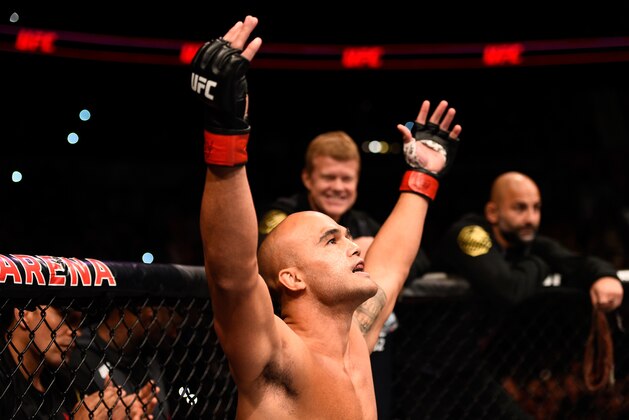 ATLANTA, GA - JULY 30:  Robbie Lawler prepares for the round to begin before facing Tyron Woodley in their welterweight championship bout during the UFC 201 event on July 30, 2016 at Philips Arena in Atlanta, Georgia. (Photo by Jeff Bottari/Zuffa LLC/Zuffa LLC via Getty Images)