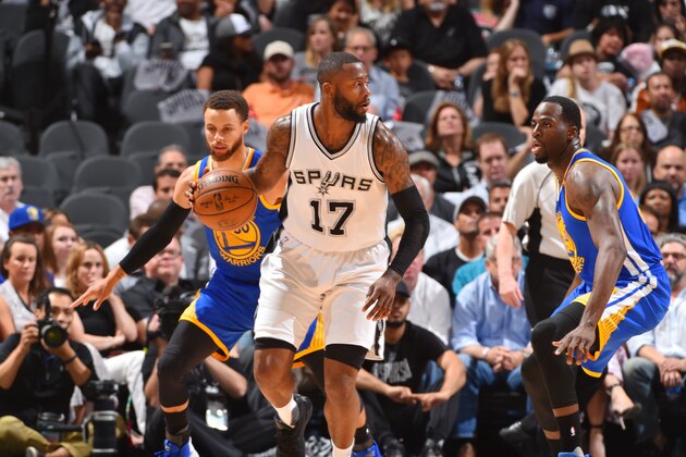SAN ANTONIO, TX - MAY 22:  Jonathon Simmons #17 of the San Antonio Spurs handles the ball against the Golden State Warriors during Game Four of the Western Conference Finals of the 2017 NBA Playoffs on May 22, 2017 at the AT&T Center in San Antonio, Texas. NOTE TO USER: User expressly acknowledges and agrees that, by downloading and/or using this photograph, user is consenting to the terms and conditions of the Getty Images License Agreement. Mandatory Copyright Notice: Copyright 2017 NBAE (Photos by Jesse D. Garrabrant/NBAE via Getty Images)